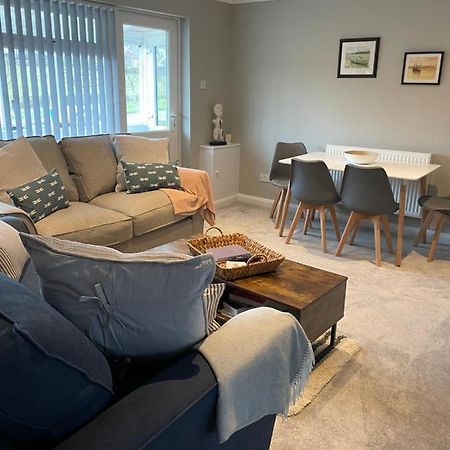Lovely Flat Set In Parish Boundary Of Instow Apartman Kültér fotó