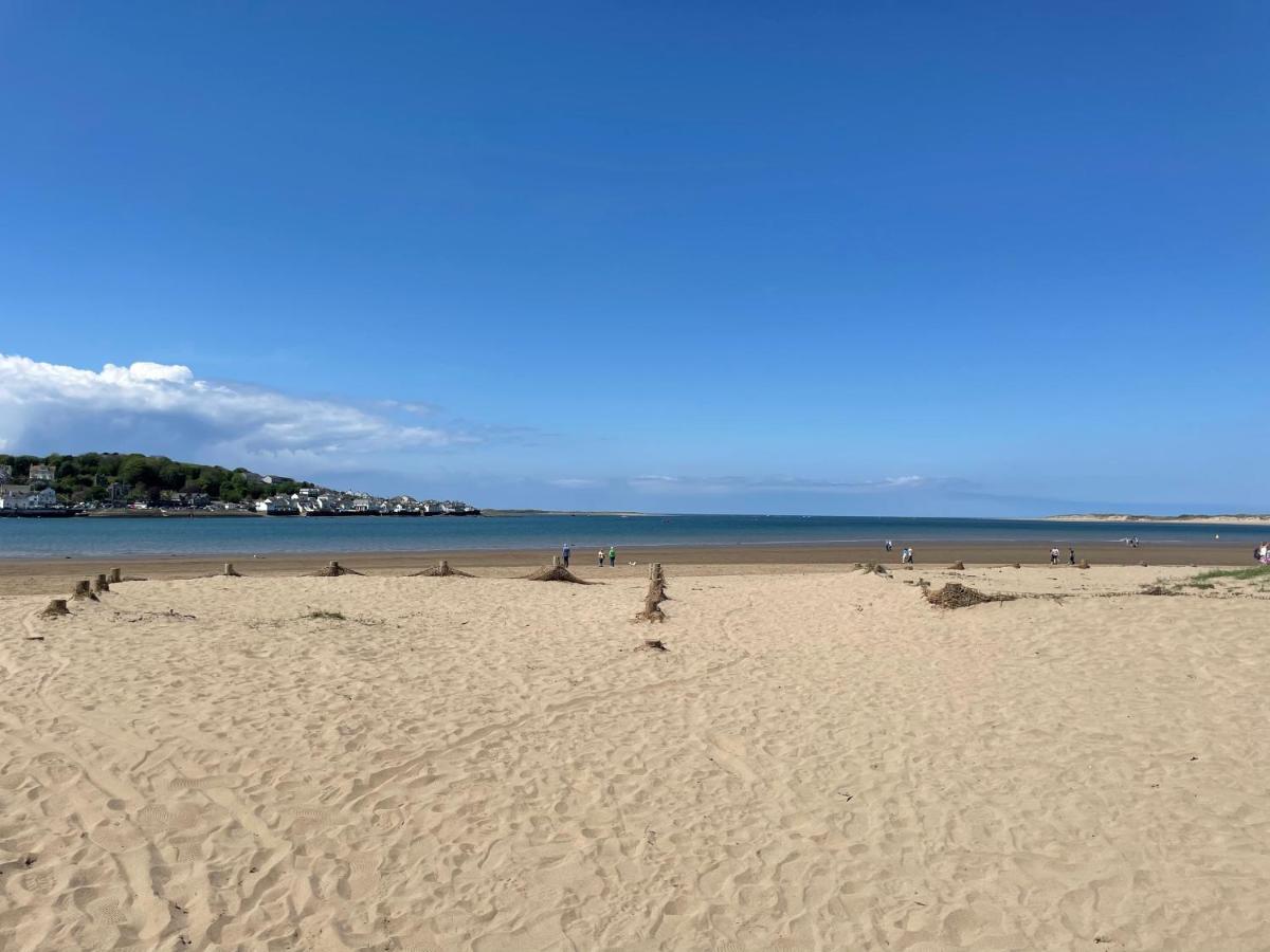 Lovely Flat Set In Parish Boundary Of Instow Apartman Kültér fotó